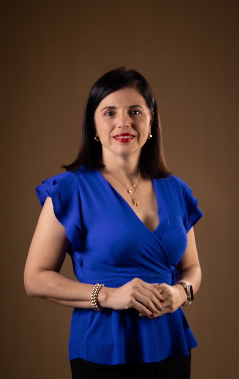 Paola Vera